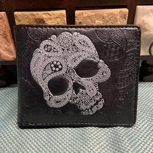 Mens Wallet : Paisley Black Skull Design